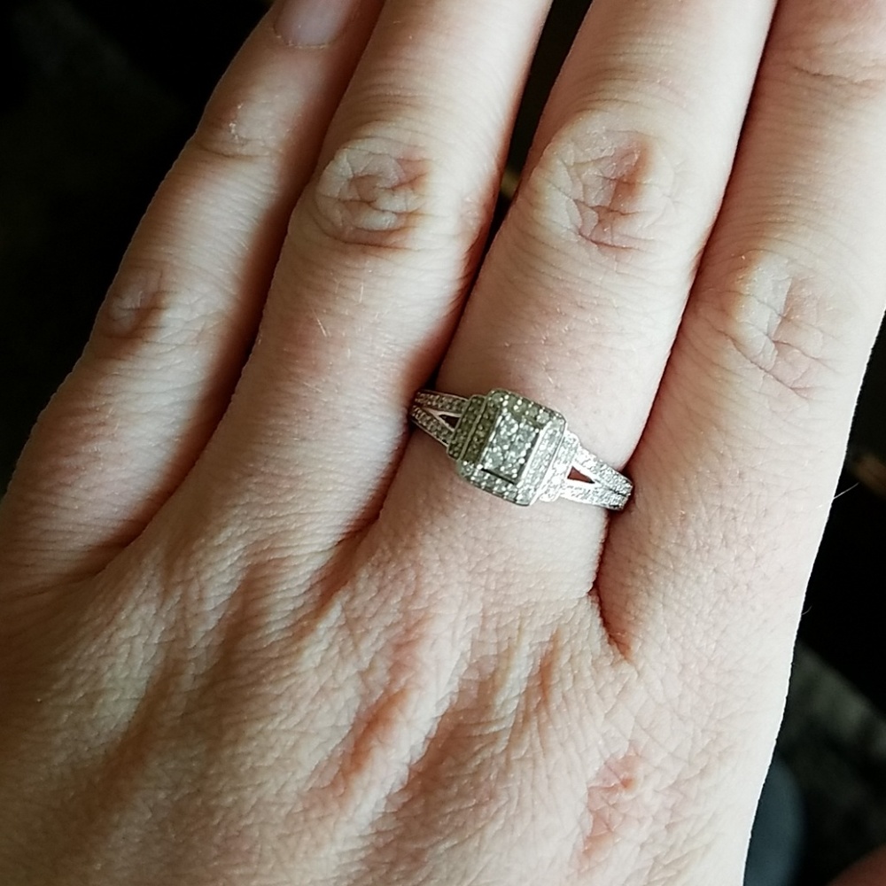 Diamond ring - Picture 5 of 5